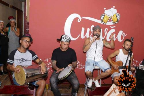 Curvao Lounge