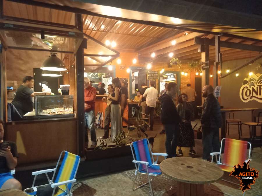 Confra Emporio Bar