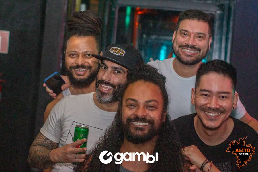 Cobertura fotográfica Gambiarra no Club Hotel Cambridge